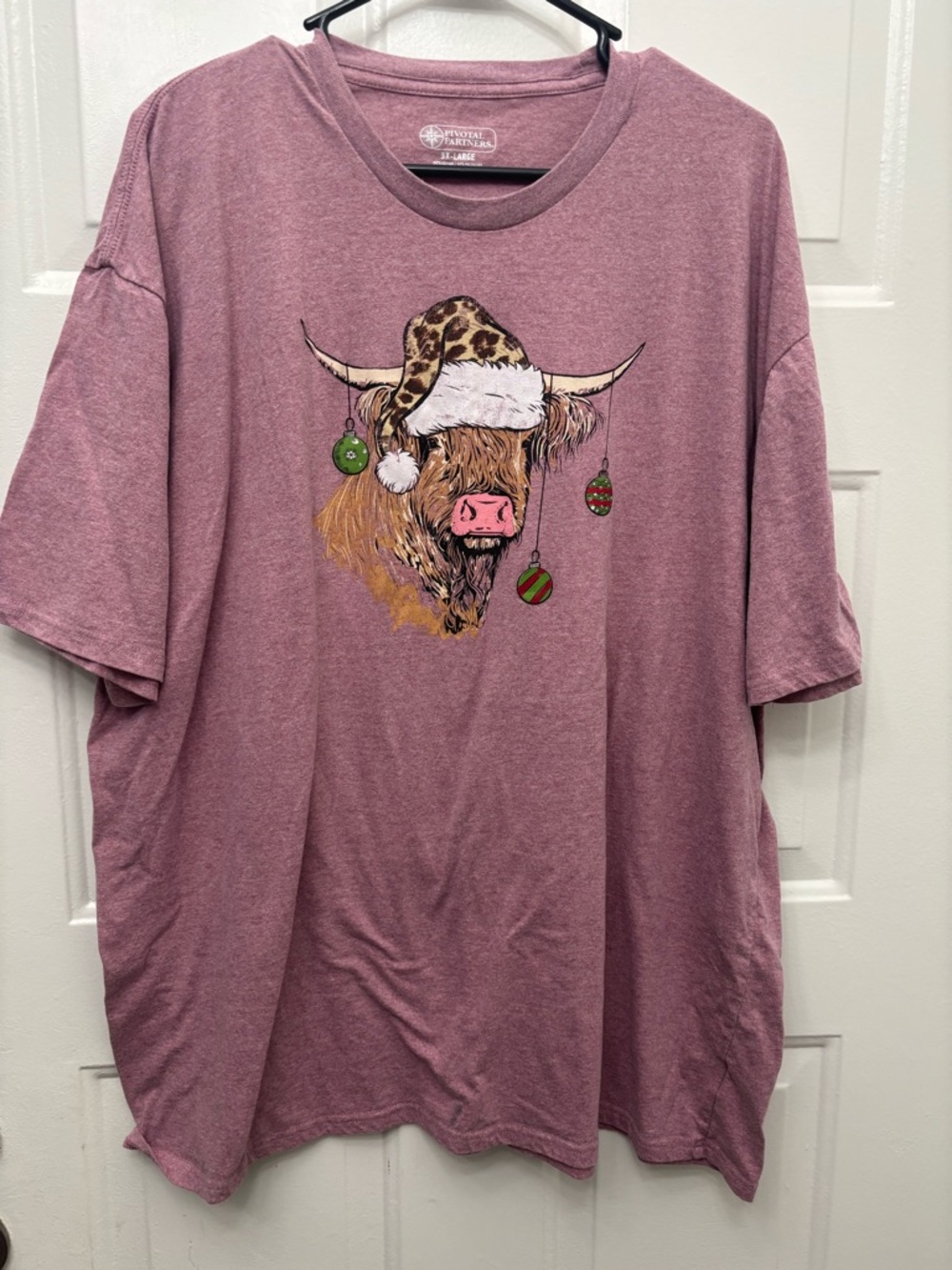 Private Label Mauve Short Sleeve Tee with Festive Cow Graphic